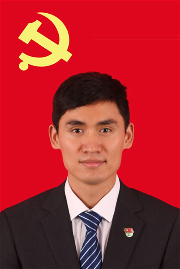 陈麒元.jpg