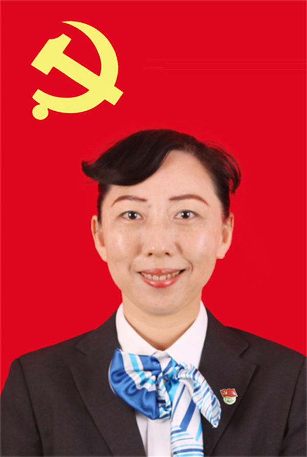 王玢芬.jpg