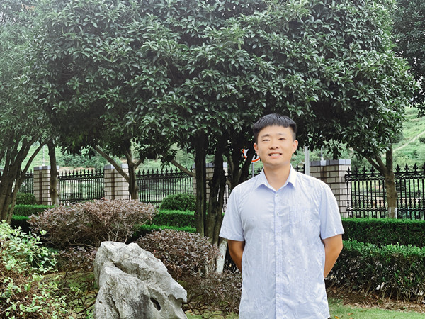 郑都_副本.jpg