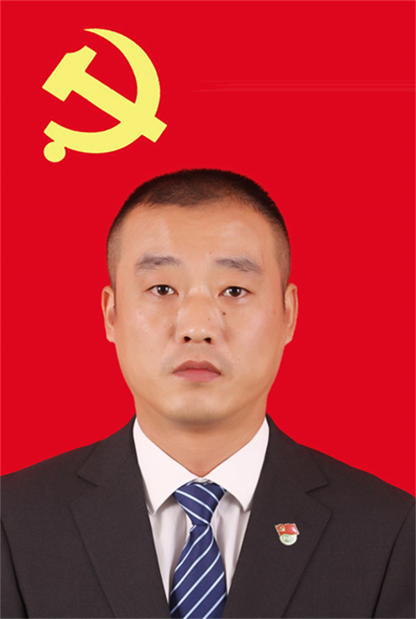 周宇航.jpg